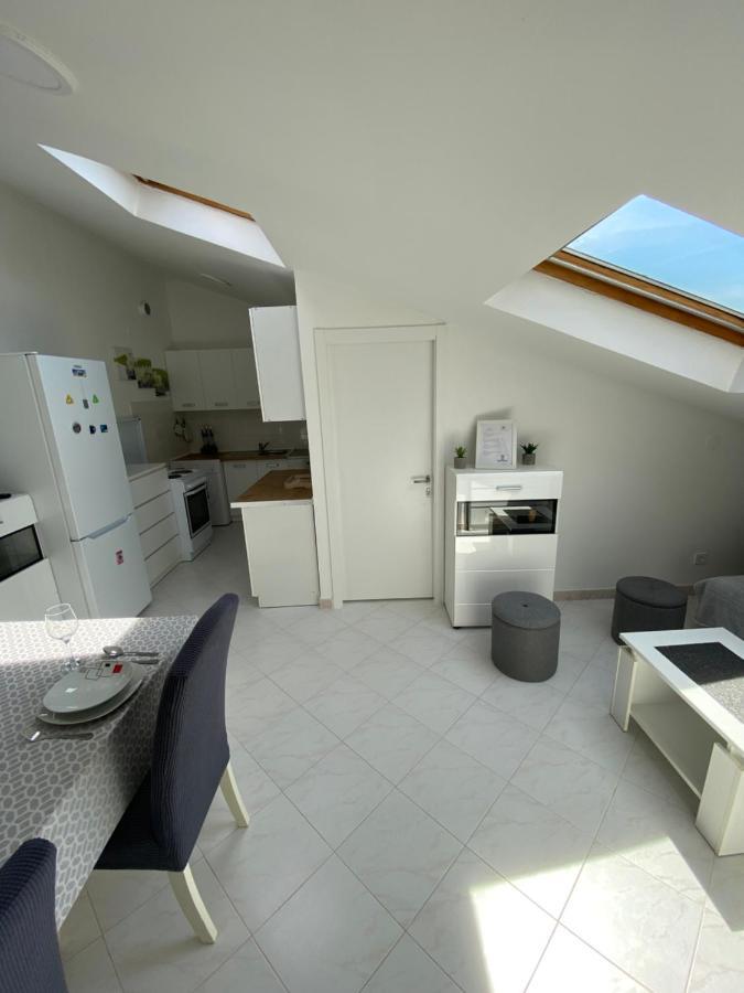 Apartman Paulo Porec Exterior photo
